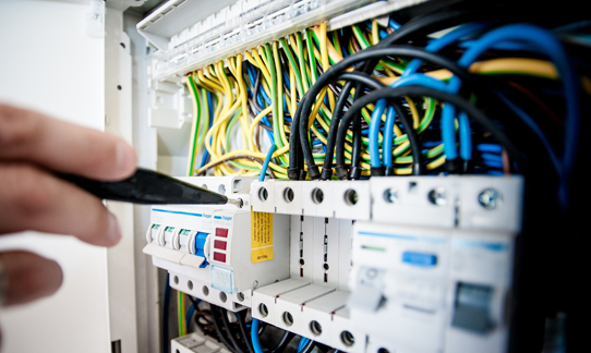 electrical-circuit-breakers